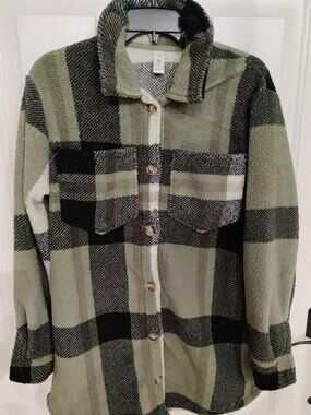 Just Be Women's Fleece Green Plaid Shacket Small